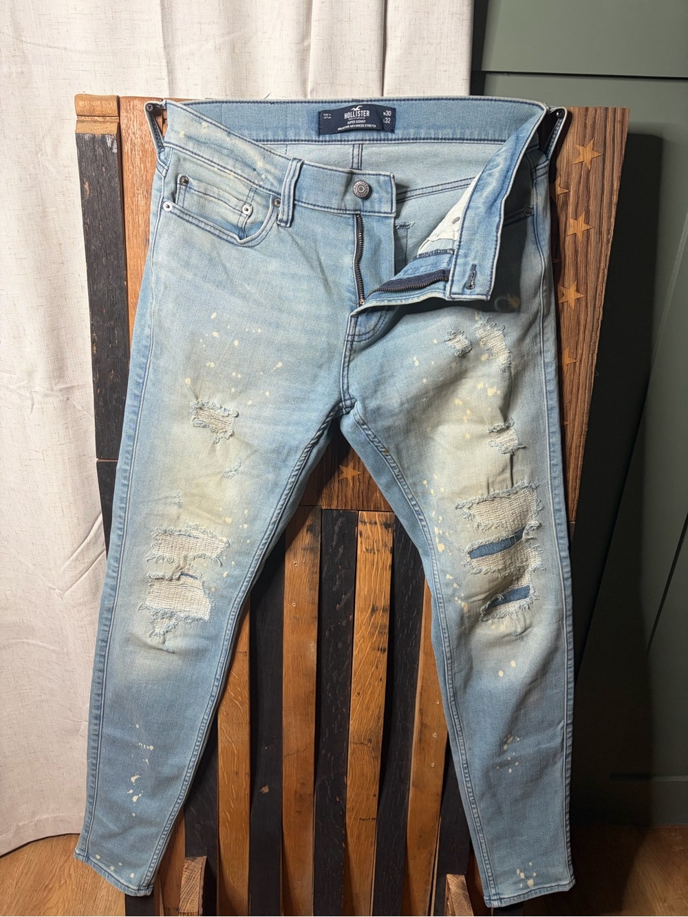 Hollister Light Blue Distressed Skinny Jeans 30x32